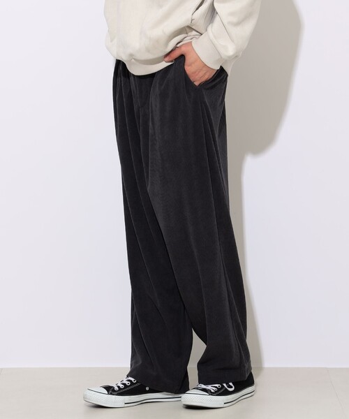BEAMS HEART(ビームスハート)の「【4色展開】バルーン コーデュロイ イージーパンツ(その他パンツ・メンズ・ブラウン/ブラック/チャコールグレー/ホワイト・MEDIUM/SMALL/LARGE)」の20枚目の写真