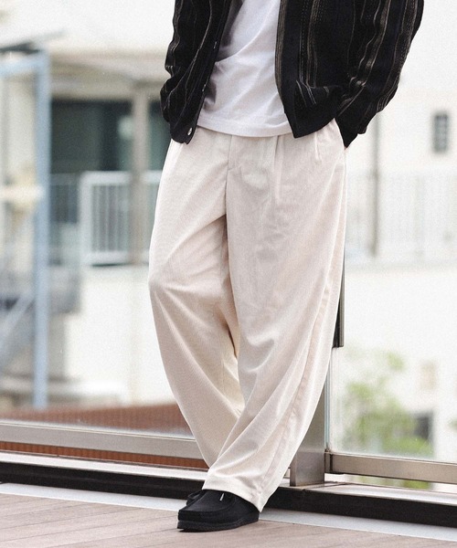 BEAMS HEART(ビームスハート)の「【4色展開】バルーン コーデュロイ イージーパンツ(その他パンツ・メンズ・ブラウン/ブラック/チャコールグレー/ホワイト・MEDIUM/SMALL/LARGE)」の7枚目の写真