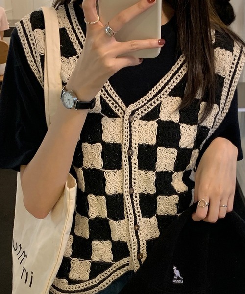 aimoha(アイモハ)の「ニット編みチェック柄ベスト(ベスト・レディース・ブラック/ベージュ・FREE)」の9枚目の写真