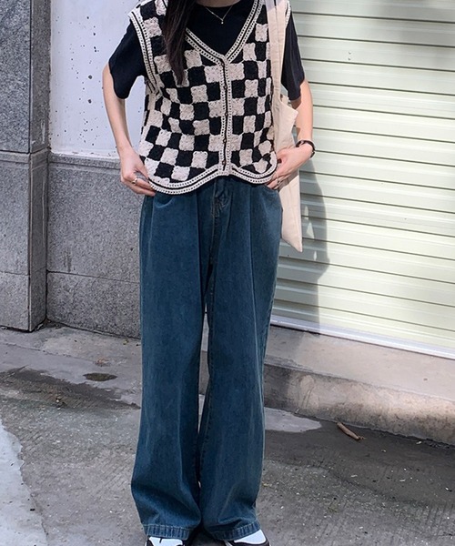 aimoha(アイモハ)の「ニット編みチェック柄ベスト(ベスト・レディース・ブラック/ベージュ・FREE)」の11枚目の写真