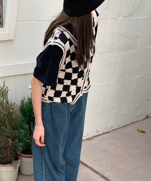 aimoha(アイモハ)の「ニット編みチェック柄ベスト(ベスト・レディース・ブラック/ベージュ・FREE)」の16枚目の写真