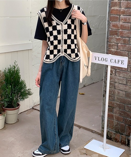 aimoha(アイモハ)の「ニット編みチェック柄ベスト(ベスト・レディース・ブラック/ベージュ・FREE)」の17枚目の写真