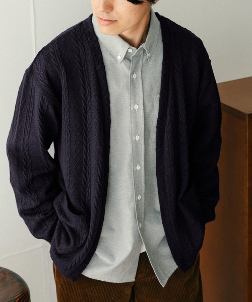 ITEMS URBANRESEARCH(アイテムズ アーバンリサーチ)の「ジャカード カーディガン(カーディガン/ボレロ・メンズ・ブラック/ネイビー/ブラウン・LARGE/MEDIUM)」の3枚目の写真