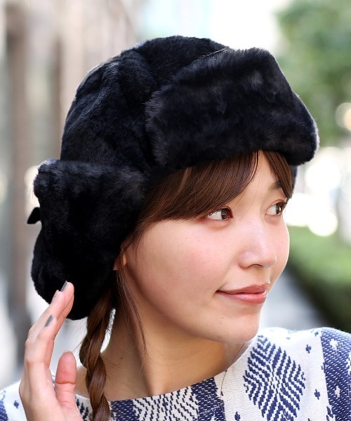 チチカカ（チチカカ）の「フェイクファーキャップ（キャップ・レディース・ネイビー/ベージュ/オフホワイト・FREE）」の3枚目の写真