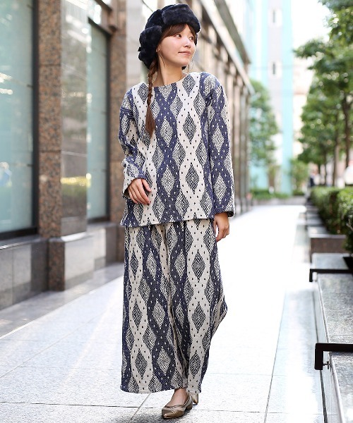 チチカカ（チチカカ）の「フェイクファーキャップ（キャップ・レディース・ネイビー/ベージュ/オフホワイト・FREE）」の5枚目の写真