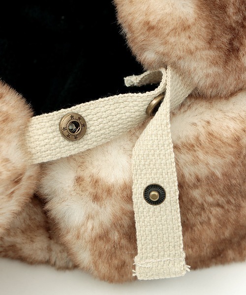 チチカカ（チチカカ）の「フェイクファーキャップ（キャップ・レディース・ネイビー/ベージュ/オフホワイト・FREE）」の16枚目の写真