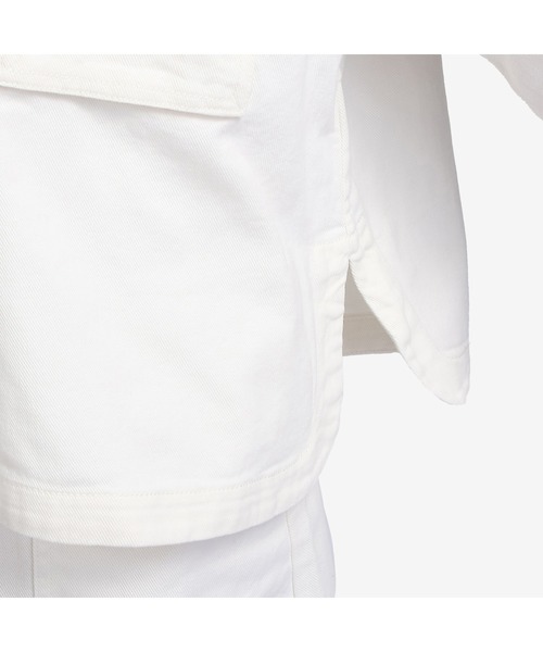 tommy jeans（トミー ジーンズ）の「バッジロゴオーバーシャツ（シャツ/ブラウス・レディース・ホワイト・SMALL/MEDIUM/X-SMALL）」の6枚目の写真