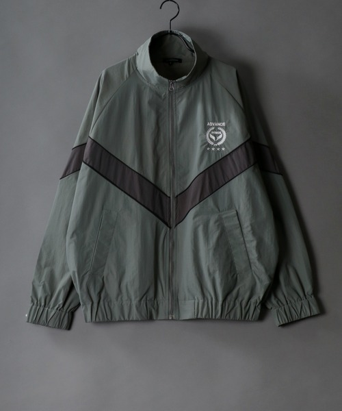 SITRY(シトリー)の「military design nylon blouson/ミリタリーデザイン ナイロン ブルゾン(ミリタリージャケット・メンズ・ブラック/ネイビー/グレー/チャコールグレー・M/L)」の5枚目の写真