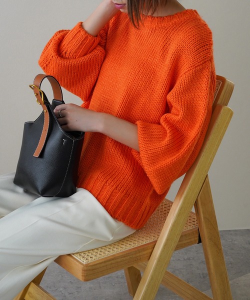 IAMUSE（アイアミューズ）の「【IAMUSE】ロービングニットプルオーバー S0705（ニット/セーター・レディース・グリーン/ブルー/アイボリー/オレンジ・FREE）」の4枚目の写真