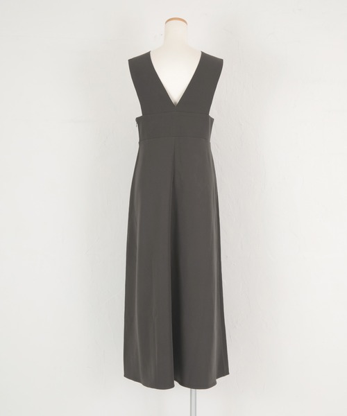 titivate(ティティベイト)の「ウエスト切替フレアジャンパースカート(ワンピース・レディース・ネイビー/チャコール/アイボリー・S/M/L)」の17枚目の写真