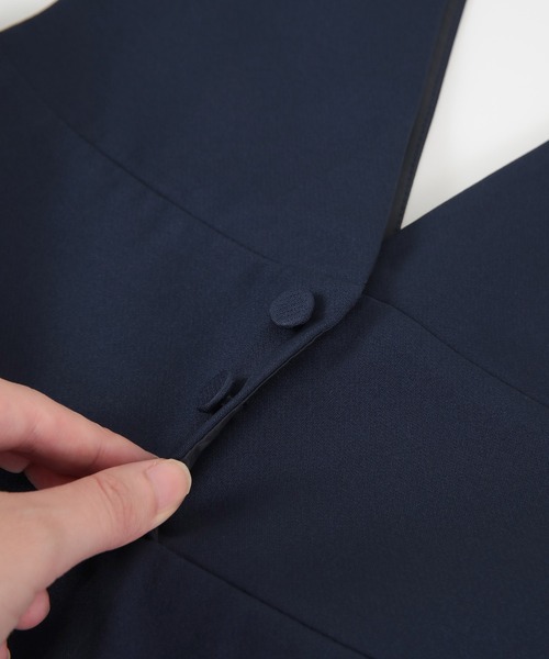 titivate(ティティベイト)の「ウエスト切替フレアジャンパースカート(ワンピース・レディース・ネイビー/チャコール/アイボリー・S/M/L)」の19枚目の写真