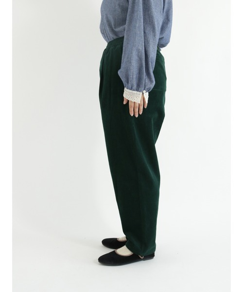 Samansa Mos2（サマンサ モスモス）の「細コーデュロイテーパードパンツ（その他パンツ・レディース・ダークブラウン/オレンジ/ブルー/グリーン/キナリ・ﾌﾘ-）」の13枚目の写真