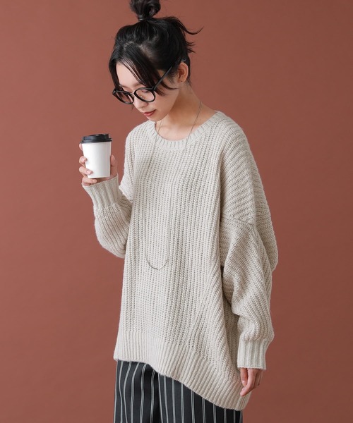 osharewalker(オシャレウォーカー)の「『モヘヤタッチ変形ニット』(ニット/セーター・レディース・オレンジ/ブラック/パープル/ベージュ・FREE)」の14枚目の写真