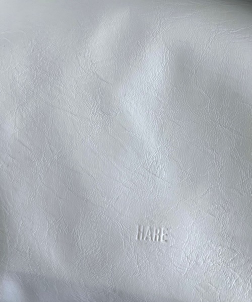HARE（ハレ）の「BIGショルダートートBAG(HARE)（ショルダーバッグ・レディース・ホワイト/ブラック/シルバー・FREE）」の13枚目の写真