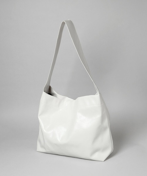 HARE（ハレ）の「BIGショルダートートBAG(HARE)（ショルダーバッグ・レディース・ホワイト/ブラック/シルバー・FREE）」の17枚目の写真