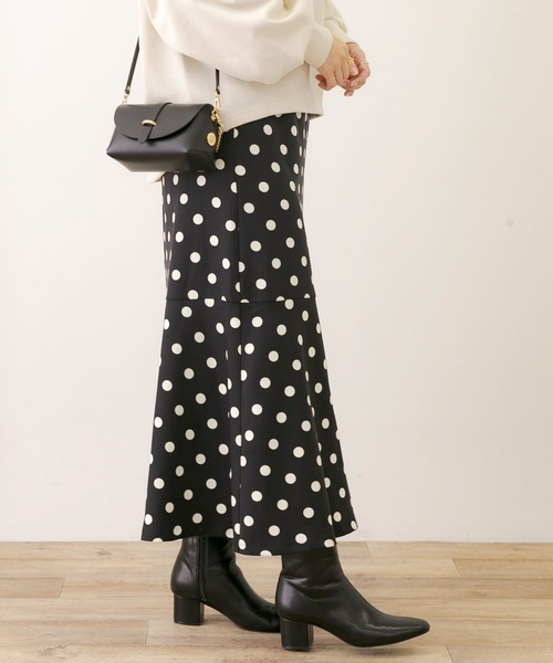 URBAN RESEARCH Sonny Label(アーバンリサーチサニーレーベル)の「ポルカドットトラペーズスカート(スカート・レディース・ブラウン/ブラック・36/38)」の7枚目の写真