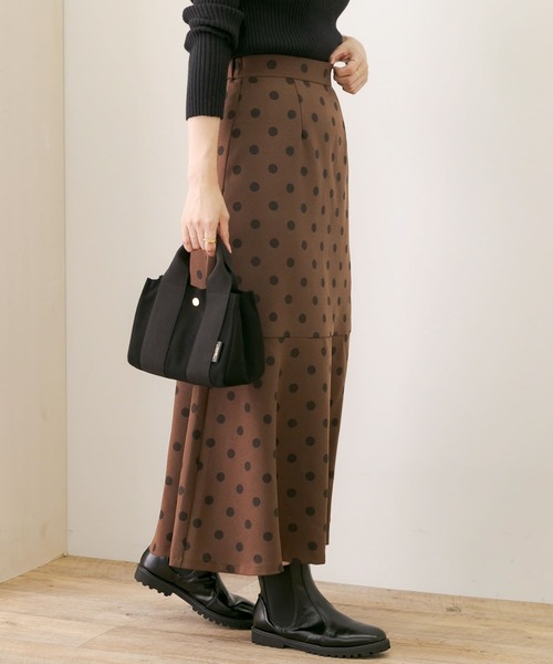 URBAN RESEARCH Sonny Label(アーバンリサーチサニーレーベル)の「ポルカドットトラペーズスカート(スカート・レディース・ブラウン/ブラック・36/38)」の16枚目の写真