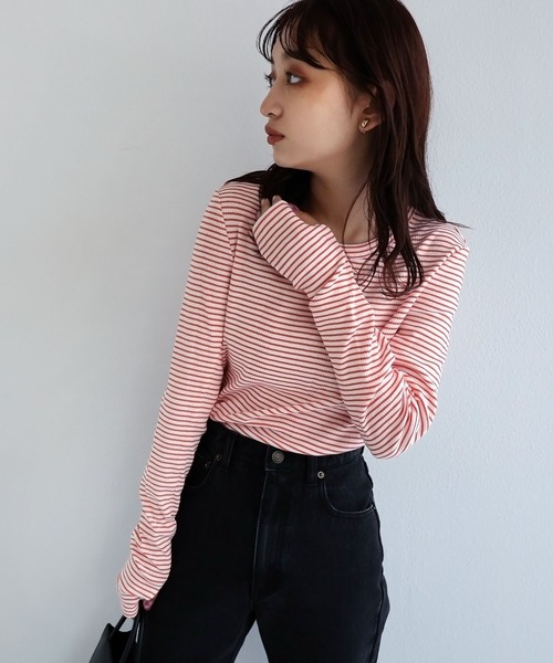 andme(アンドミー)の「ボーダーフライスクルーネック指穴長袖トップス(Tシャツ/カットソー・レディース・ホワイト×ブラック/ホワイト×グレー/ホワイト×グリーン/ベージュ系その他/オレンジ系その他/ブラウン系その他/キナリ/ベージュ系その他2/ブルー系その他・M)」の18枚目の写真