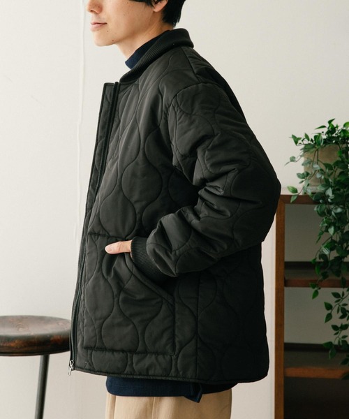 ITEMS URBANRESEARCH（アイテムズ アーバンリサーチ）の「中綿キルティング リブ衿ブルゾン（ブルゾン・メンズ・カーキ/ブラック/ネイビー・LARGE/MEDIUM）」の20枚目の写真