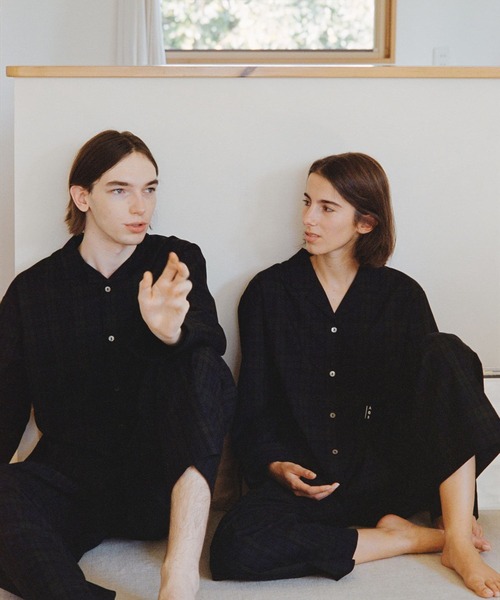 A part by（アパートバイ）の「【e/rm】AORコラボパジャマ(ユニセックス)（ルームウェア/パジャマ・レディース・カーキ/レッド・FREE）」の4枚目の写真