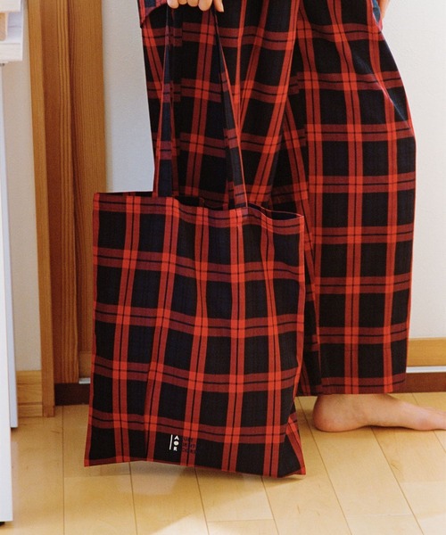 A part by（アパートバイ）の「【e/rm】AORコラボパジャマ(ユニセックス)（ルームウェア/パジャマ・レディース・カーキ/レッド・FREE）」の8枚目の写真