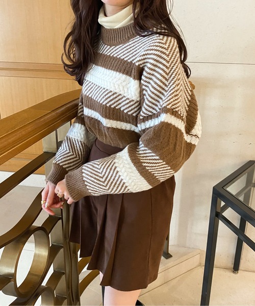 Ambre Ciel(アンブルシエル)の「マルチボーダーニット/【WEB/EC限定商品】(ニット/セーター・レディース・ベージュ/ブラック・FREE)」の5枚目の写真