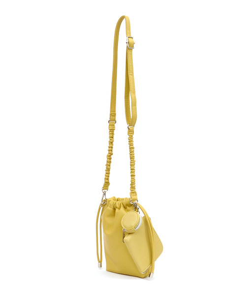 cache cache（カシュ カシュ）の「カシュカシュ cachecache / バンジーコード巾着スマホショルダー（ショルダーバッグ・レディース・アイボリー/ベージュ系その他/イエロー/グリーン/パープル/ブラック・FREE）」の22枚目の写真