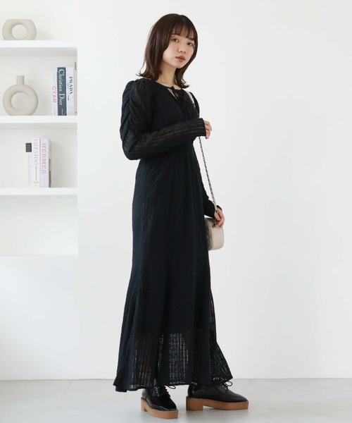 archives（アルシーヴ）の「チュール刺繍サイドシャーリングワンピース（ワンピース・レディース・グレー/ブラック/アイボリー・MEDIUM）」の14枚目の写真