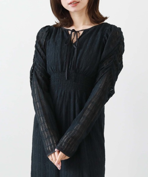 archives（アルシーヴ）の「チュール刺繍サイドシャーリングワンピース（ワンピース・レディース・グレー/ブラック/アイボリー・MEDIUM）」の10枚目の写真