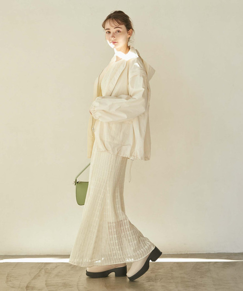 archives（アルシーヴ）の「チュール刺繍サイドシャーリングワンピース（ワンピース・レディース・グレー/ブラック/アイボリー・MEDIUM）」の5枚目の写真