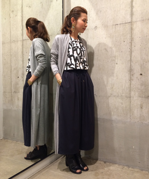 DUL DE VERRE（ダルデベール）の「ワイドスラックス（スラックス・レディース・グレー/ネイビー/チャコールグレー/ブラック・MEDIUM/SMALL）」の14枚目の写真