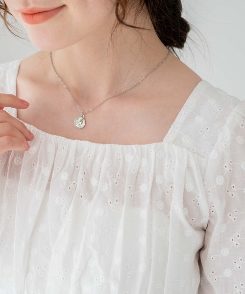 WEGO（ウィゴー）の「WEGO/コットンレースバックリボンブラウス（シャツ/ブラウス・レディース・ホワイト/ブラック・FREE）」の5枚目の写真