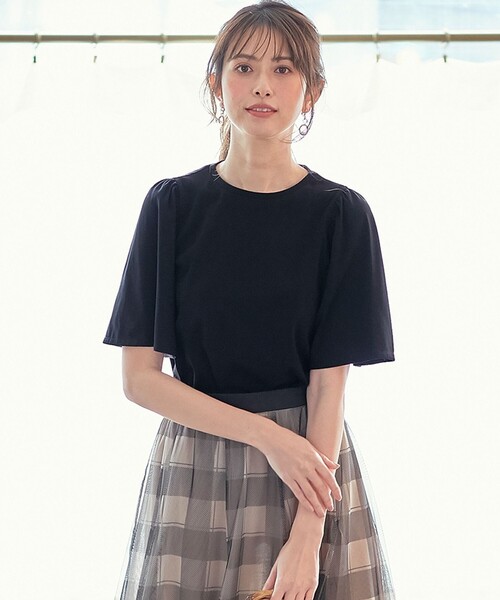 ANY SIS(エニィスィス)の「【UVケア】プレーティングジャージー フレアスリーブ カットソー(Tシャツ/カットソー・レディース・ダルブルー系/ブラック系/ローズ系/ホワイト系/ライトグリーン系/ブラック系2・2)」の3枚目の写真