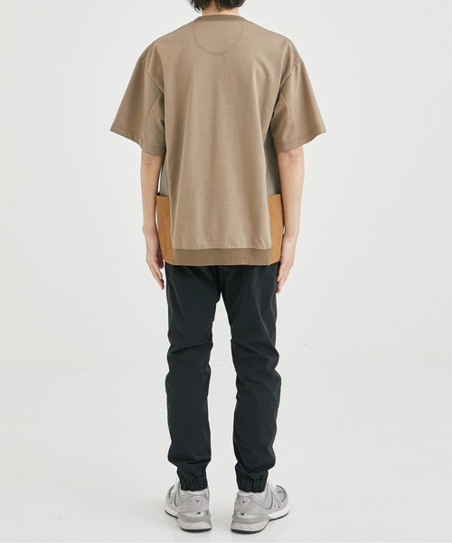 WHITE MOUNTAINEERING(ホワイトマウンテニアリング)の「【White Mountaineering / ホワイトマウンテニアリング】DOUBLE KNIT POCKET T-SHIRT/ダブルニットポケットTシャツ(Tシャツ/カットソー・メンズ・ベージュ/ブラック・1/2)」の18枚目の写真