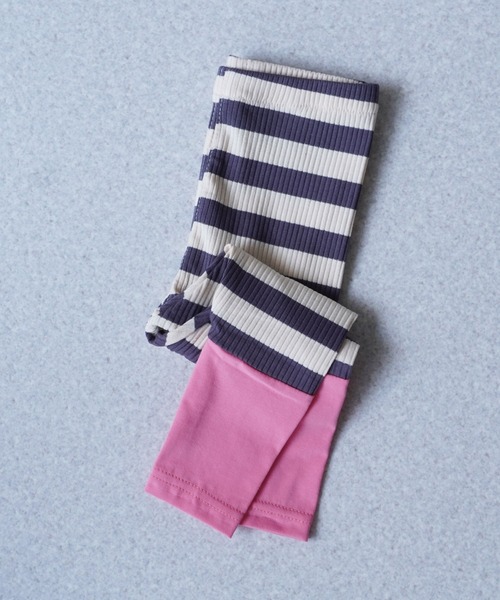 Bambin（ボンバン）の「【 Bambin / ボンバン 】 切り替え デザイン ボーダー柄 リブレギンス（レギンス/スパッツ・キッズ・ブラック×グリーン/グレー×ピンク・100/90/80）」の7枚目の写真