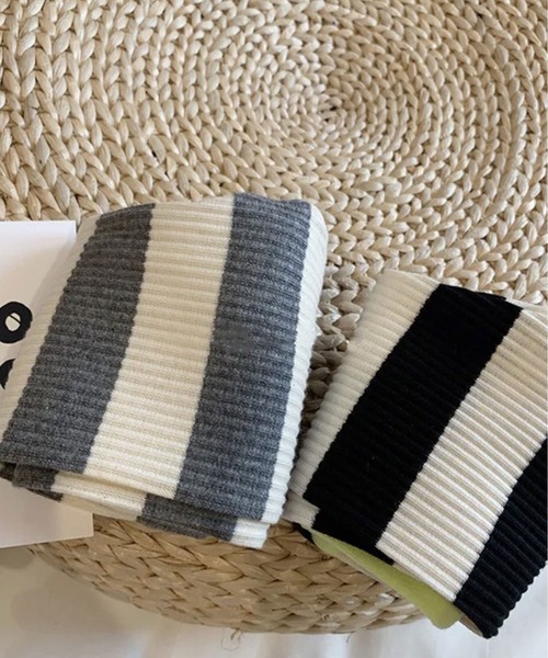 Bambin（ボンバン）の「【 Bambin / ボンバン 】 切り替え デザイン ボーダー柄 リブレギンス（レギンス/スパッツ・キッズ・ブラック×グリーン/グレー×ピンク・100/90/80）」の10枚目の写真