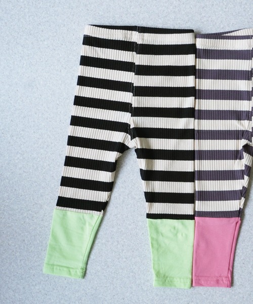 Bambin（ボンバン）の「【 Bambin / ボンバン 】 切り替え デザイン ボーダー柄 リブレギンス（レギンス/スパッツ・キッズ・ブラック×グリーン/グレー×ピンク・100/90/80）」の13枚目の写真