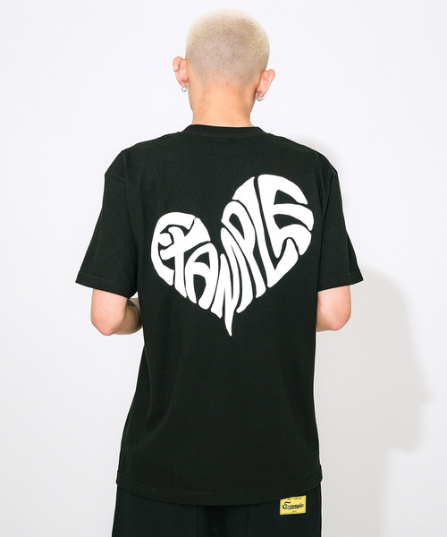EXAMPLE（エグザンプル）の「《ZOZO LIMITED》EXAMPLE HEART LOGO S/S TEE（Tシャツ/カットソー・メンズ・ホワイト×グリーン/ホワイト×ブラック/ブラック×ホワイト/ホワイト×パープル/ブラック×レッド/ブラック×ブルー/ブラック×イエロー/ホワイト×ブラウン・M/L/XL/XXL）」の5枚目の写真
