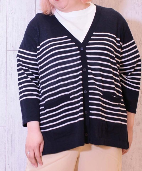 MB mint breeze（エムビーミントブリーズ）の「【L～5L 大きいサイズ】強撚 コットン Ｖネック カーディガン（カーディガン/ボレロ・レディース・オフホワイト/グリーン/ブラック/ネイビー×ホワイト・LL/3L/4L/5L/L）」の20枚目の写真