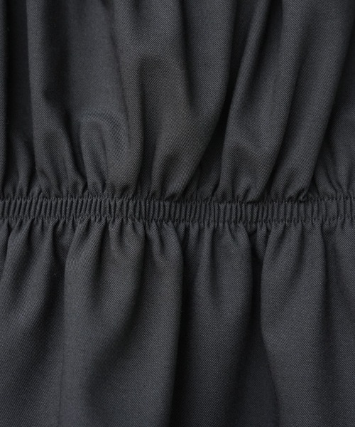 IAMUSE（アイアミューズ）の「リネンタッチ　ギャザーベアトップ S0999【IAMUSE】（その他トップス・レディース・ブラック/ベージュ・FREE）」の4枚目の写真