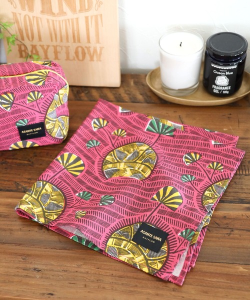 BAYFLOW（ベイフロー）の「[お弁当包みにも!]【Asante sana】大判ハンカチ49×49cm（ハンカチ/ハンドタオル・レディース・ブルー/ダークパープル/グリーン/ピンク/レッド/イエロー・0）」の6枚目の写真