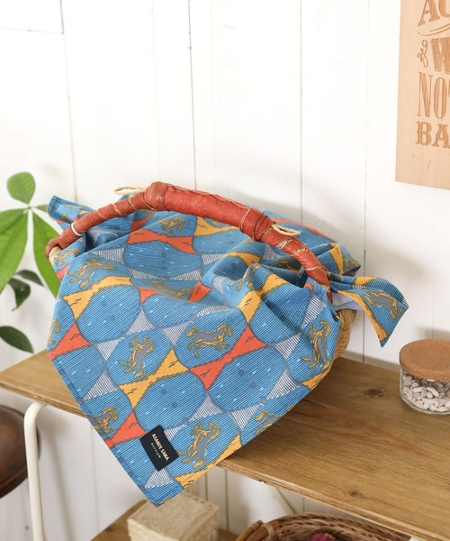 BAYFLOW（ベイフロー）の「[お弁当包みにも!]【Asante sana】大判ハンカチ49×49cm（ハンカチ/ハンドタオル・レディース・ブルー/ダークパープル/グリーン/ピンク/レッド/イエロー・0）」の3枚目の写真