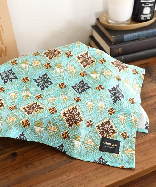 BAYFLOW（ベイフロー）の「[お弁当包みにも!]【Asante sana】大判ハンカチ49×49cm（ハンカチ/ハンドタオル・レディース・ブルー/ダークパープル/グリーン/ピンク/レッド/イエロー・0）」の2枚目の写真