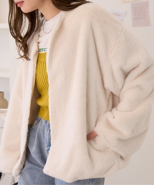 Ada.(エイダ)の「秋冬 新作! フェイク ファー ショート コート ブルゾン ケープ(ブルゾン・レディース・ベージュ/アイボリー/ブラック・FREE)」の17枚目の写真