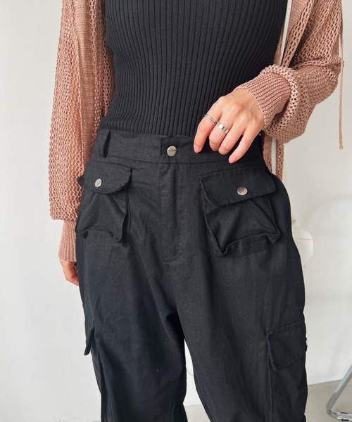 CLEA(クレア)の「Y2Kストレートベイカーカーゴパンツ(カーゴパンツ・レディース・ブラウン/アイボリー/ブラック・M/L)」の17枚目の写真