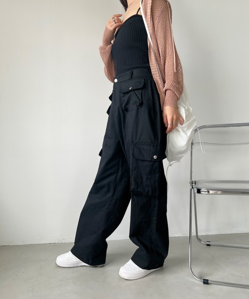 CLEA(クレア)の「Y2Kストレートベイカーカーゴパンツ(カーゴパンツ・レディース・ブラウン/アイボリー/ブラック・M/L)」の21枚目の写真