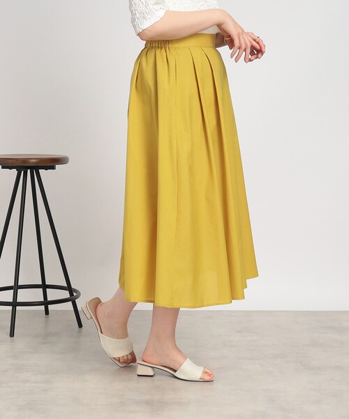 SHOO・LA・RUE(シューラルー)の「◆きちんとにもカジュアルにも ふんわり タックスカート(スカート・レディース・イエロー/ベージュ/ブラック系1/ホワイト系その他2・03/04/02)」の9枚目の写真