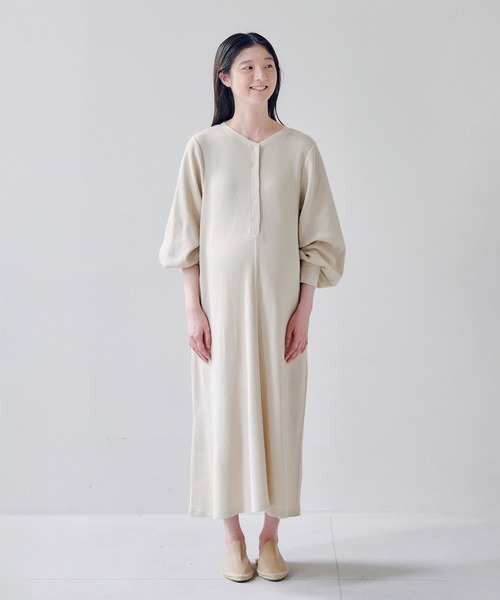 フェリシモMama(フェリシモママ)の「Moredde マタニティから産後も使える 2-WAYワッフル素材ワンピース(マタニティウェア/グッズ・レディース・ライトベージュ・MEDIUM/LARGE/X-LARGE)」の18枚目の写真