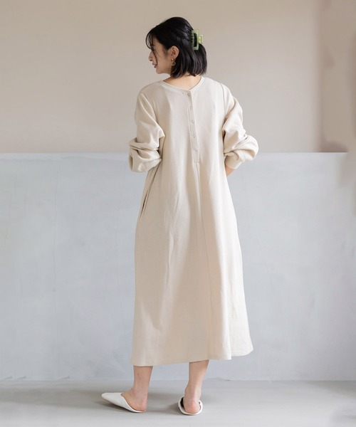 フェリシモMama(フェリシモママ)の「Moredde マタニティから産後も使える 2-WAYワッフル素材ワンピース(マタニティウェア/グッズ・レディース・ライトベージュ・MEDIUM/LARGE/X-LARGE)」の11枚目の写真