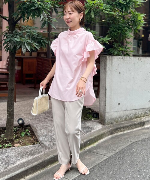 NOLLEY’S(ノーリーズ)の「ロールネックバックリボンブラウス(シャツ/ブラウス・レディース・ホワイト/ネイビー/サックスブルー/ベビーピンク/キャメル/ブラック・38)」の19枚目の写真